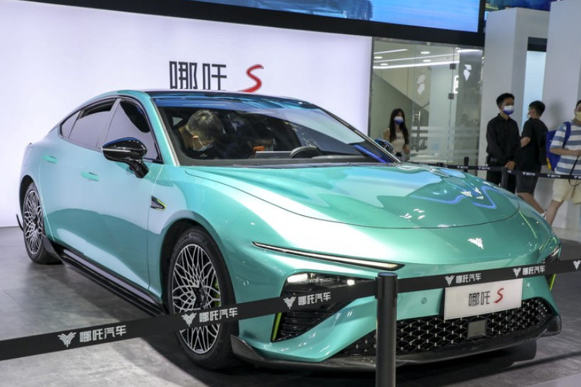 XPEL官网：哪吒S耀世版实车亮相车展