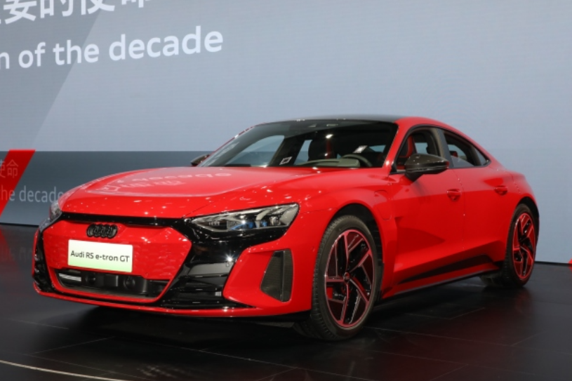 成都汽车贴膜：奥迪RS etron GT上市